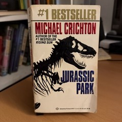 First Paperback Edition Jurassic Park by Michael Crichton (1993)