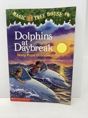 Magic tree house #9 Dolphins at Daybreak by Mary Pope Osborne Paperback