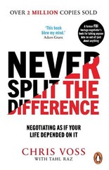 Chris Voss Tahl Raz Never Split the Difference (Paperback) (UK IMPORT)