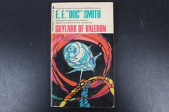 Skylark of Valeron E. E. “Doc” Smith 1972 Sci-Fi Space Opera Pyramid Books PB SF