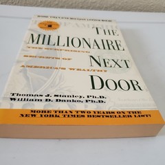 The Millionaire Next Door Stanley Danko Wealth Finance Business Paperback
