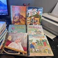 A Little Golden Book. Lot of 100 books. Children’s Books.