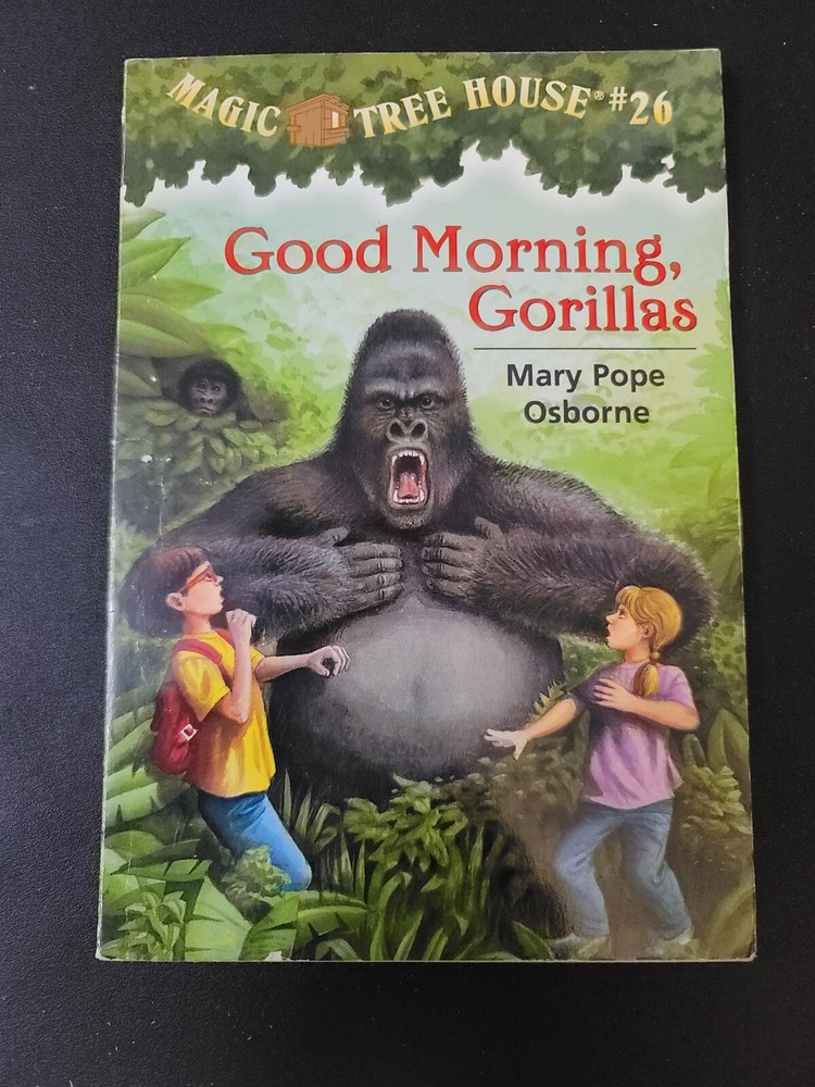 Good Morning, Gorillas (A Magic Treehouse Book #26)