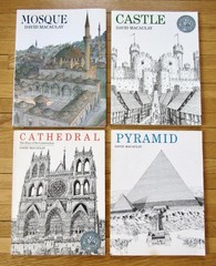 Lot 4 DAVID MACAULAY Books Castle Cathedral Pyramid Mosque PB/HB VGC L2