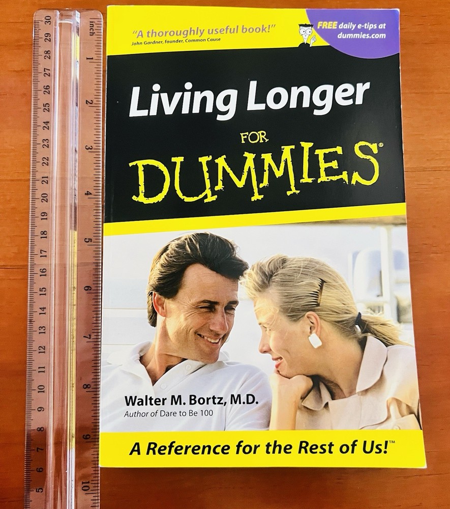 Book known for simplifying complex topics for a general audience.