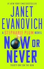 Now or Never (Stephanie Plum) – Paperback, by Evanovich Janet – Very Good