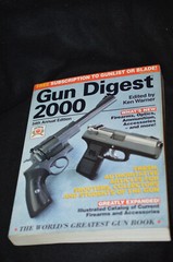 Gun Digest 54th Annual Edition from 2000 (Retail 25.00) Vintage