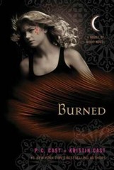 Burned: A House of Night Novel (House of Night Novels) – Paperback – GOOD