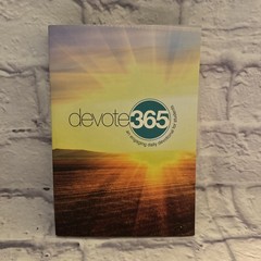 Devote 365 : An Engaging Daily Devotional for Students 2015 Trade Paperback Book