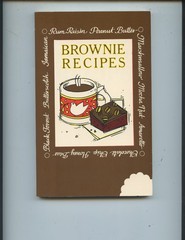 1983 “BROWNIE RECIPES” COOK BOOK SIGNED BY AUTHOR (189 PGS, PECAN PIE TO LEMON)