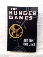 The Hunger Games (Book 1) – Paperback By Suzanne Collins – VERY GOOD
