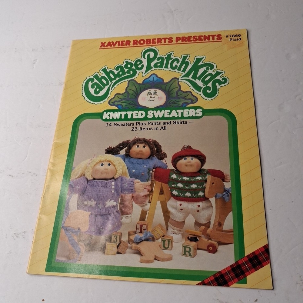 Cabbage Patch Kids Knitted Sweaters Pattern Book Xavier Roberts 1985 Plaid 7866