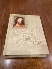 Large Holy Bible Fireside Family Edition Catholic NAB 1971-1972 VERY GOOD+