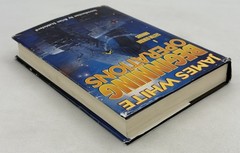 Beginning Operations : A Sector General Omnibus James White HCDJ 2001