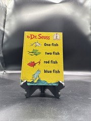 One Fish Two Fish Red Fish Blue – Fish Dr. Suess (1960/1988)