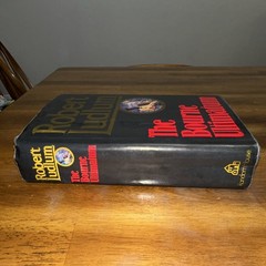 Robert Ludlum The Bourne Ultimatum Hardcover 1st Ed w/ Dust Jacket 1990