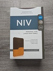 NIV Large Print Holy Bible Leather Soft Chocolate Amber Zondervan EUC