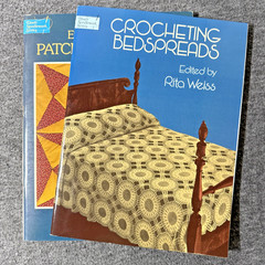 Dover Needlework Series: Crocheting Bedspreads & Patchwork Quilts by Rita Weiss