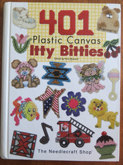 401 Plastic Canvas Itty Bitties Needlecraft Projects, Hardcover, 175 pages