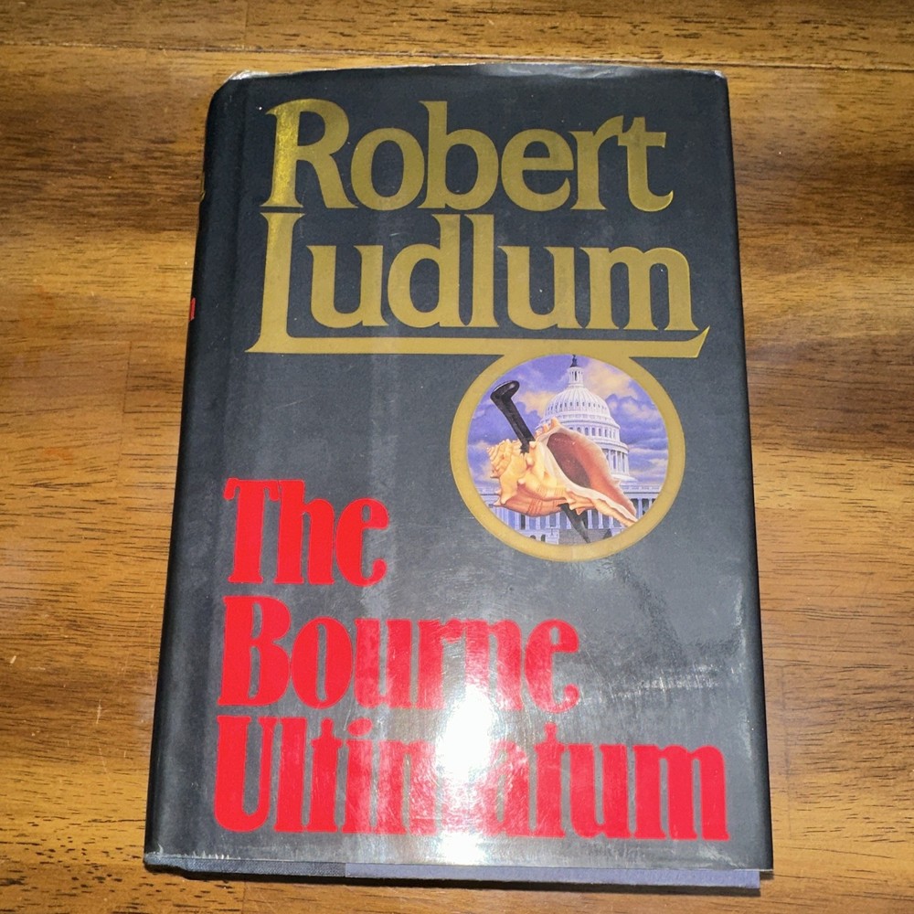 Robert Ludlum The Bourne Ultimatum Hardcover 1st Ed w/ Dust Jacket 1990