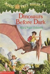 Dinosaurs Before Dark (Magic Tree House – Paperback – VERY GOOD