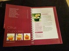 Cupcakes And Muffins Collectors Edition Padded Hard Cover 191 Pages Very Clean