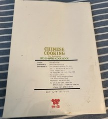 CHINESE COOKING FOR BEGINNERS – WEI-CHUAN’S COOK BOOK by HUANG SU-HUEI – 1980