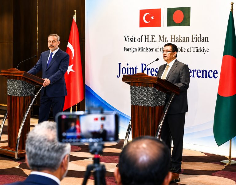 Türkiye Eyes Defense Industry Partnership With Bangladesh