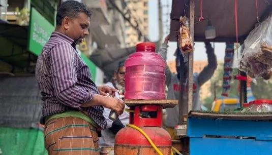 LPG Cylinder Price Rises Again, Adding Pressure on Consumers