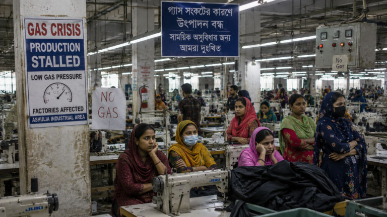 Bangladesh’s Gas Crisis Disrupts Hundreds of Factories, Garment Sector Faces Export Risks