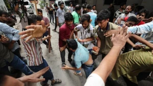 More Than 100 Injured as Campus Violence Spreads Across Bangladesh
